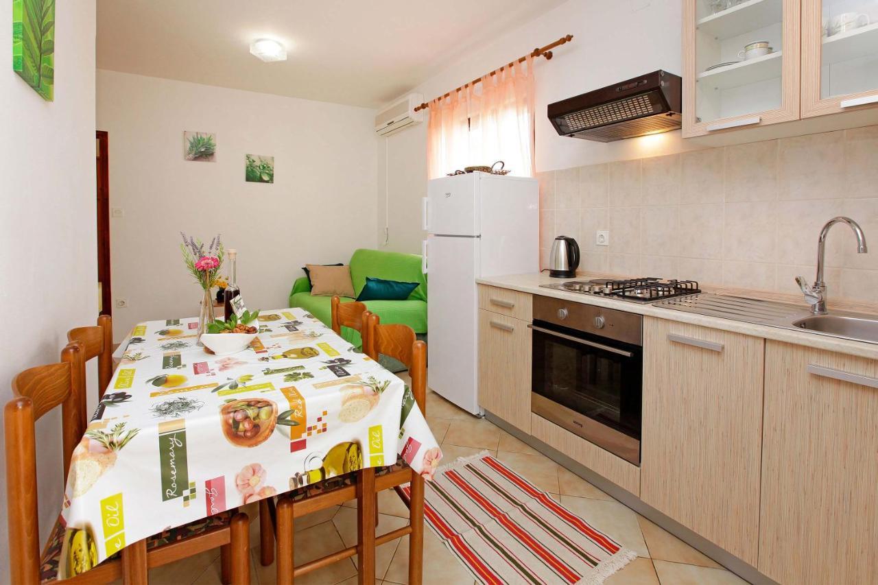 Apartmani Doro Vela Luka Eksteriør bilde