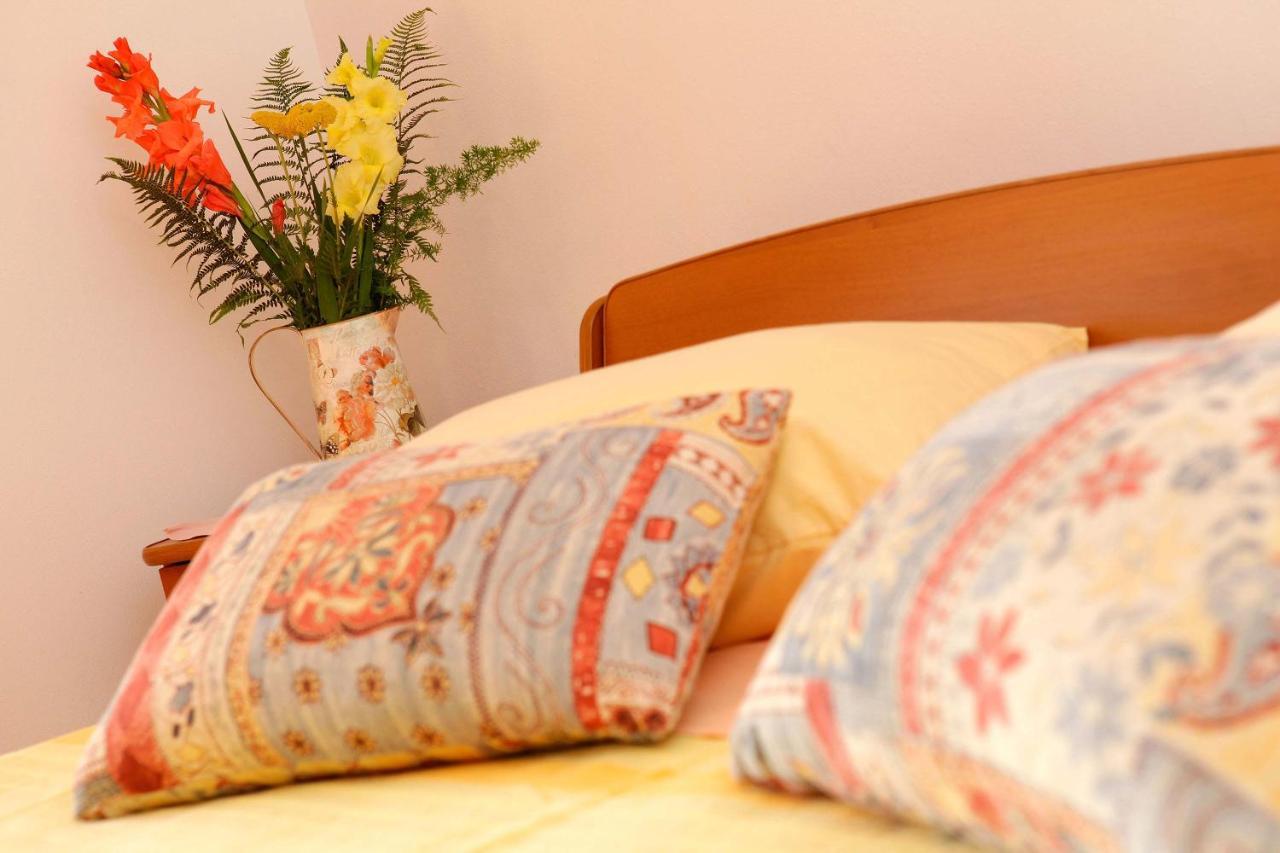 Apartmani Doro Vela Luka Eksteriør bilde